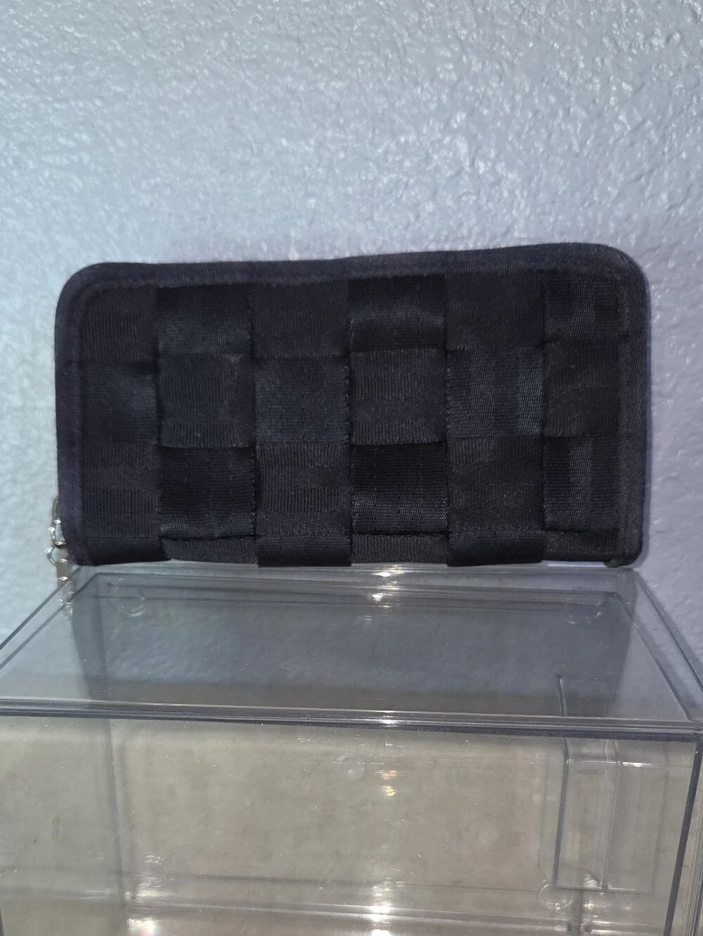 Harveys Vintage Original Seatbelt Bag Black Wallet Clutch